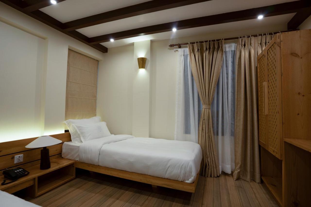 Karuna Hotel Patan Kathmandu Exterior foto